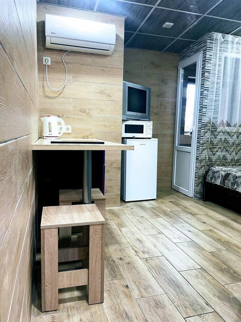 Апартаменты В Центре Кривого Рога Krywyj Rih Exterior foto