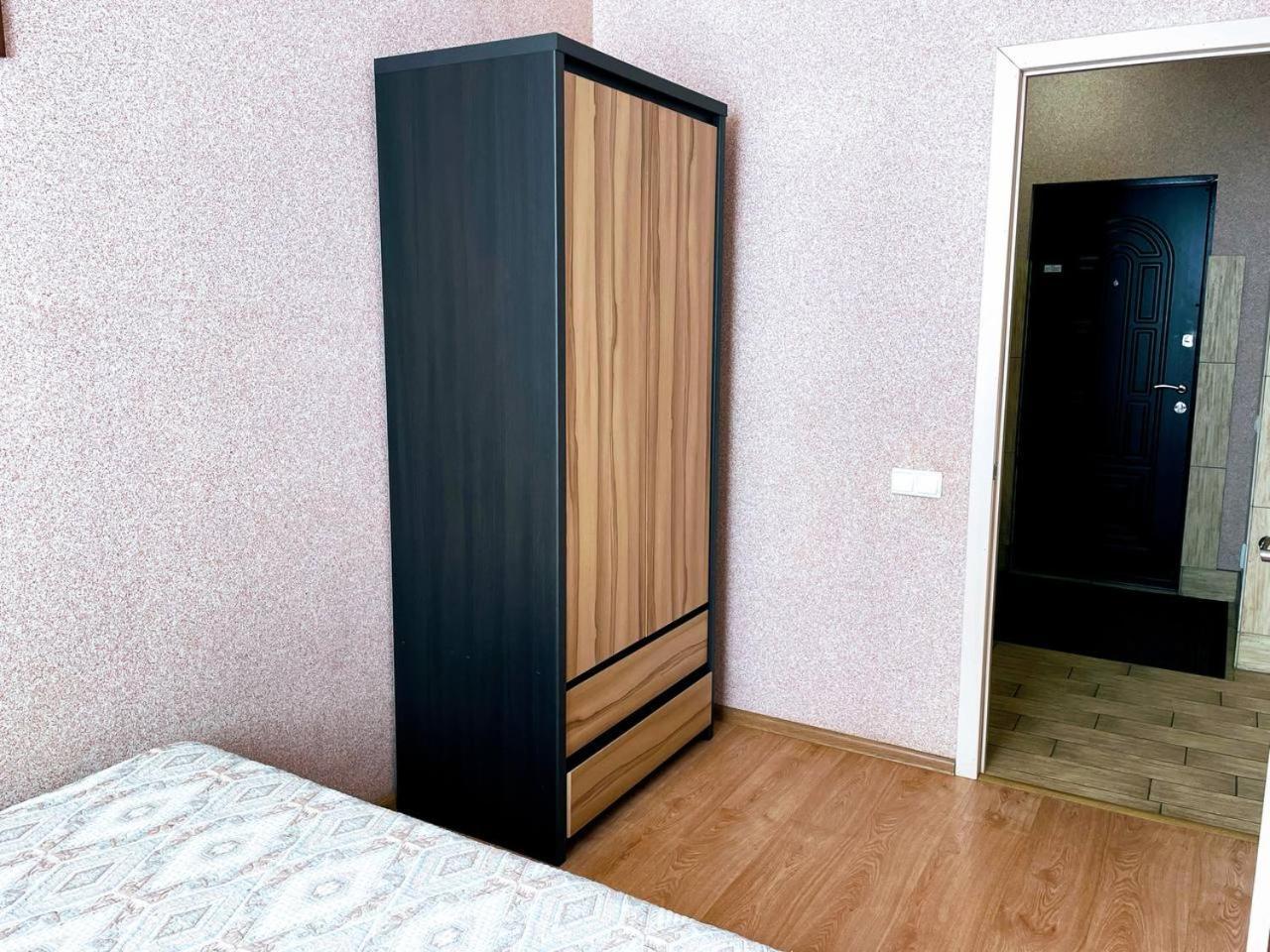 Апартаменты В Центре Кривого Рога Krywyj Rih Exterior foto